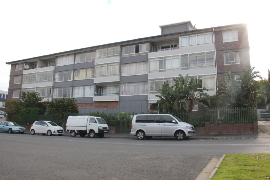 To Let 2 Bedroom Property for Rent in Somerset West Western Cape